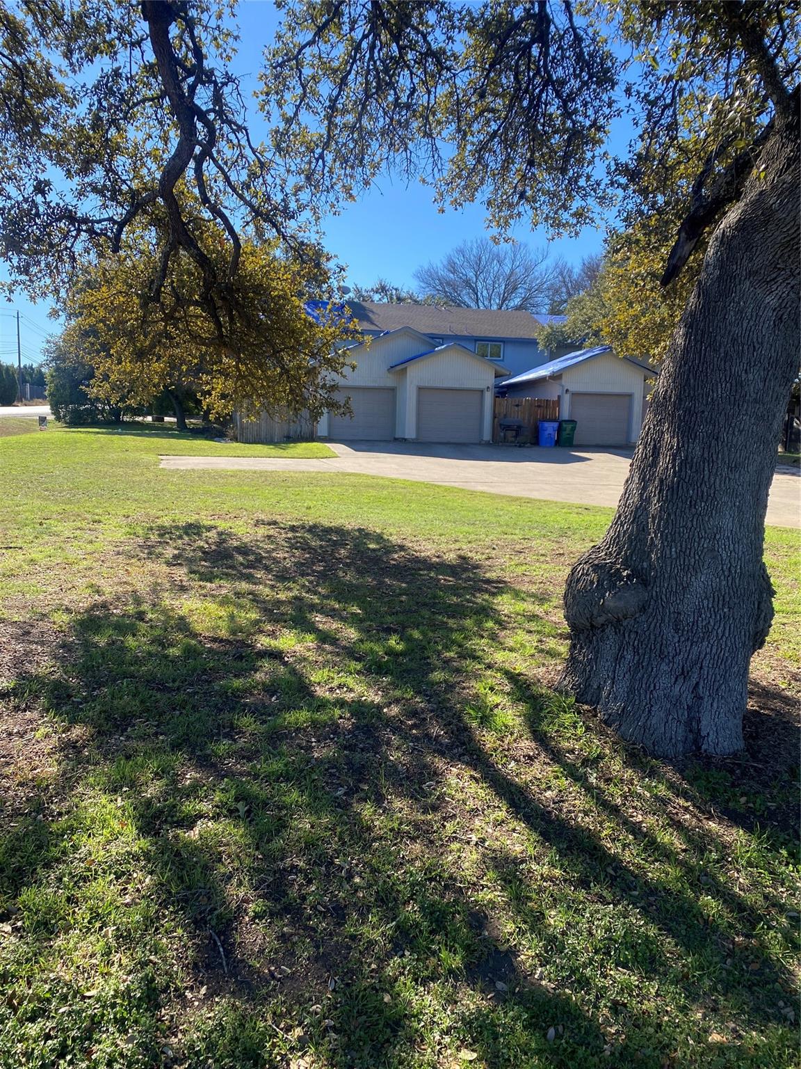 Listing photo 1 of 4204  HUDSON BEND Rd  #A