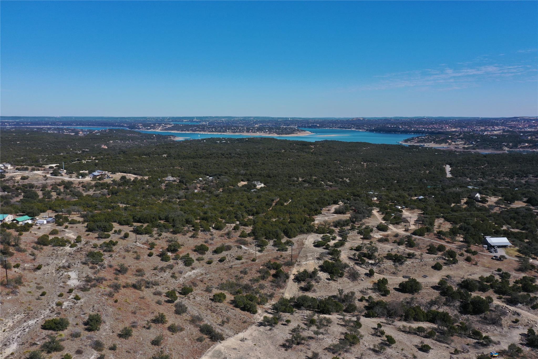 Listing photo 1 of 21524  Kathy Ln
