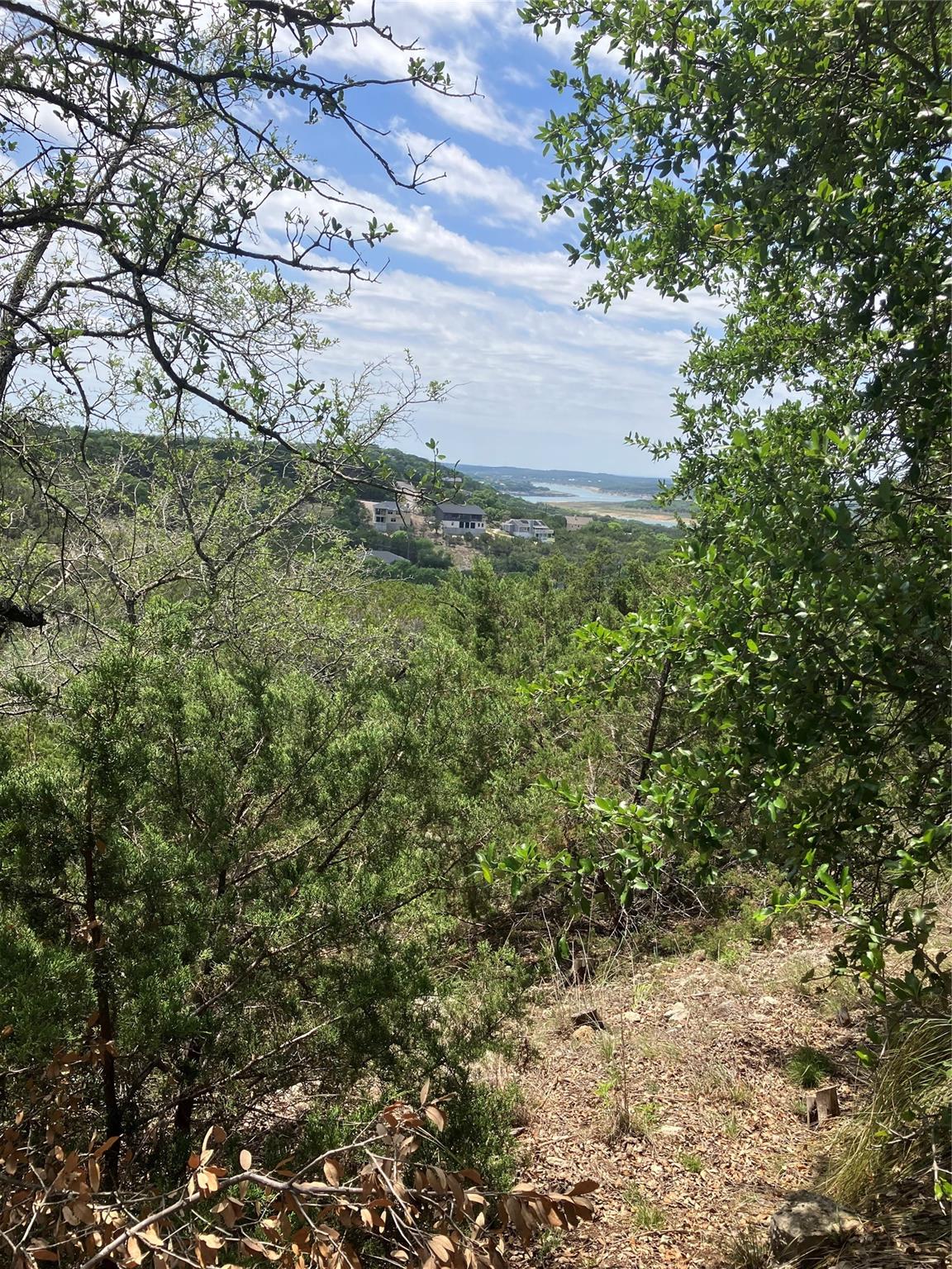 Listing photo 1 of 20906  Post Oak Dr