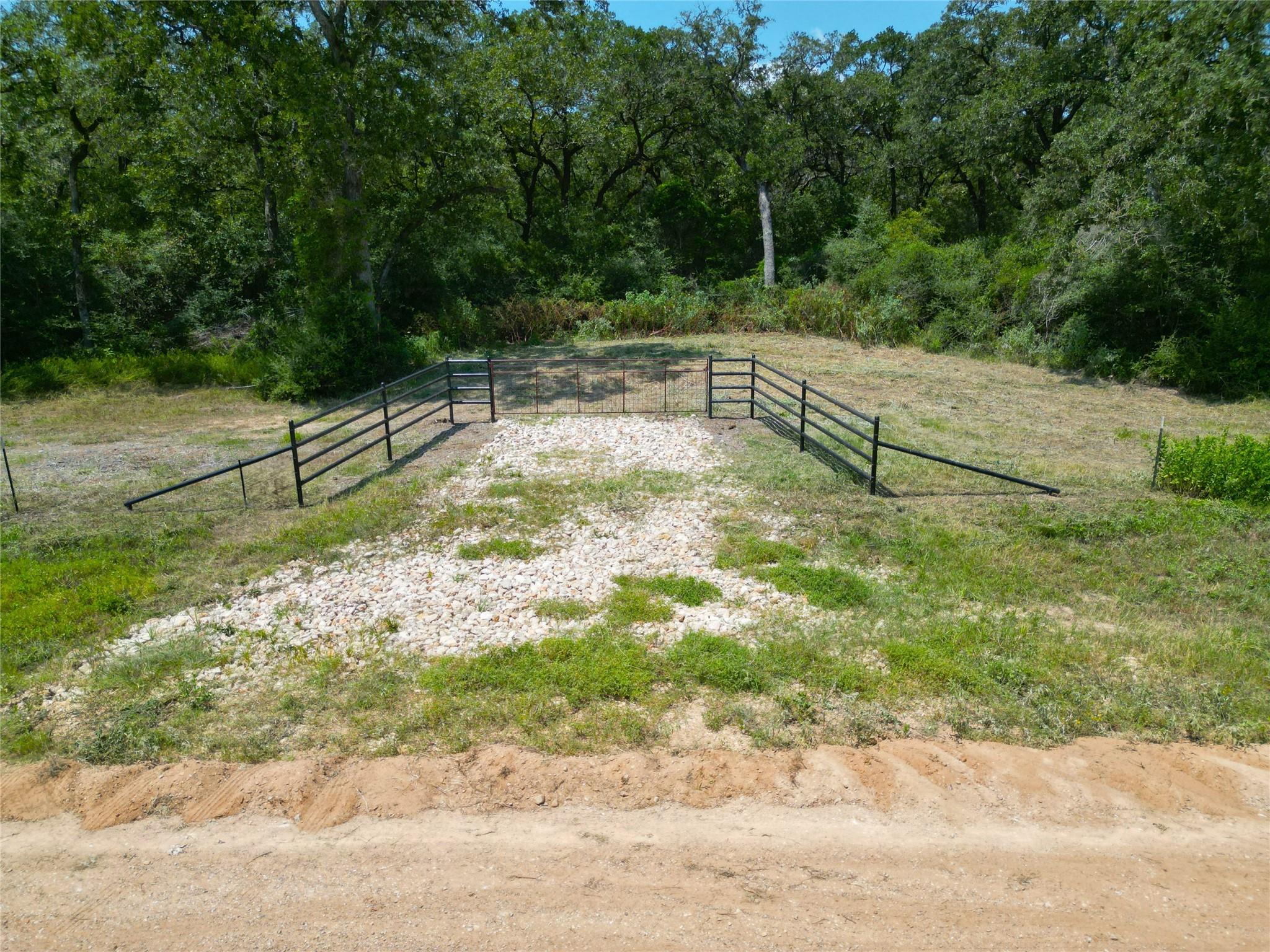Listing photo 1 of 1742  County Road 413 None N #TRACT 3