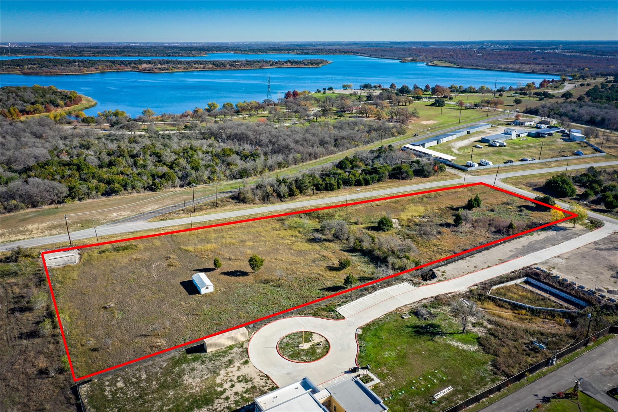 Listing photo 1 of 10109  Decker Lake Rd