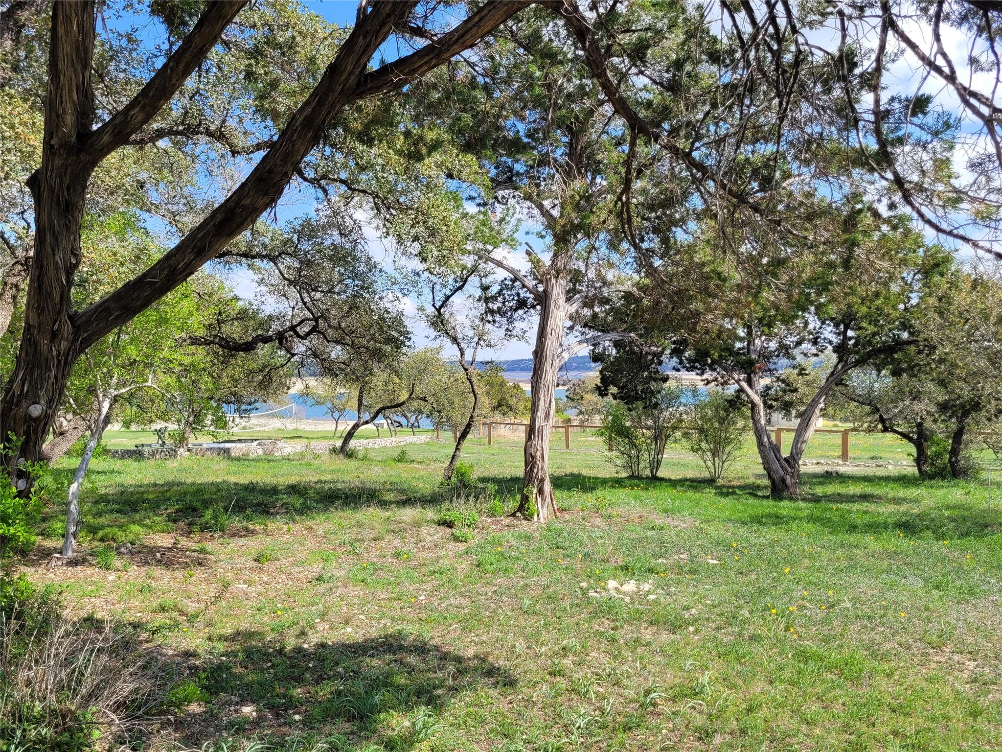 Listing photo 1 of 19910  Siesta Shores Dr