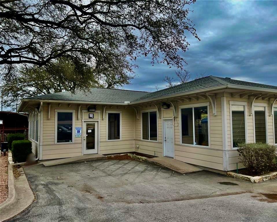 Listing photo 1 of 3607  N RANCH ROAD 620 None