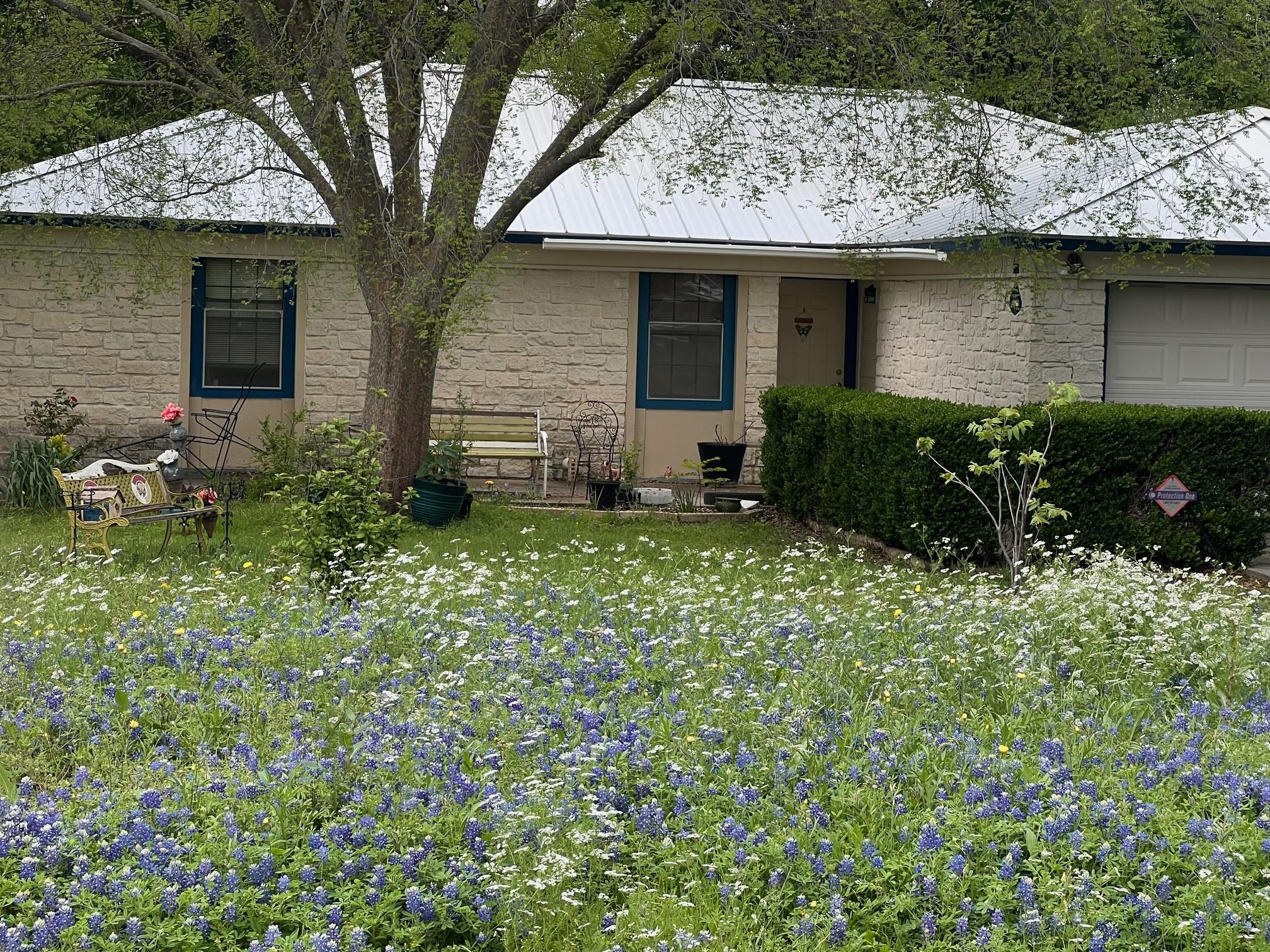Listing photo 1 of 217  GREEN PASTURE Dr