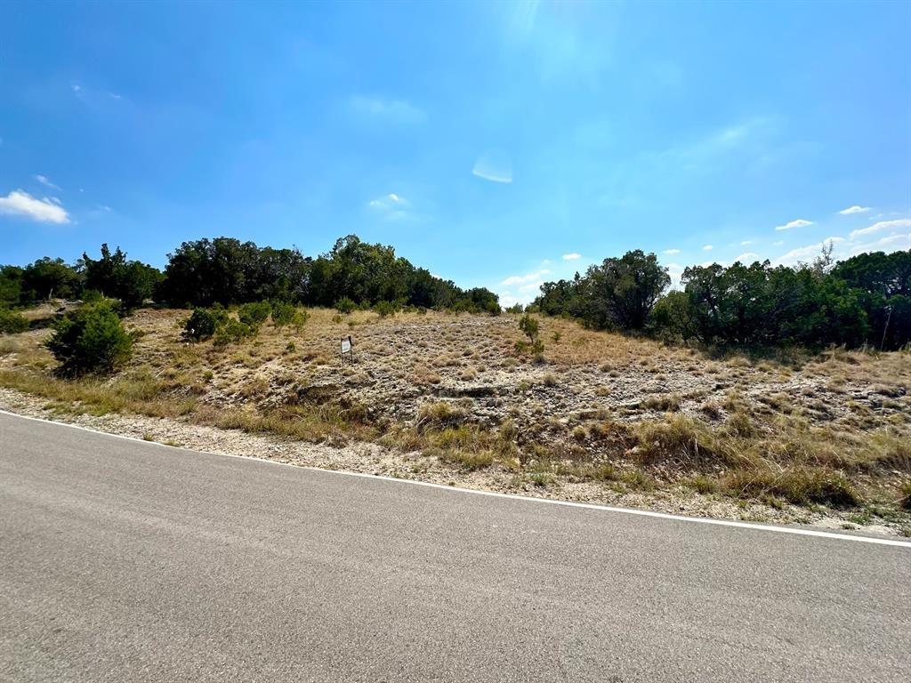Listing photo 1 of 21503  Bison Trl