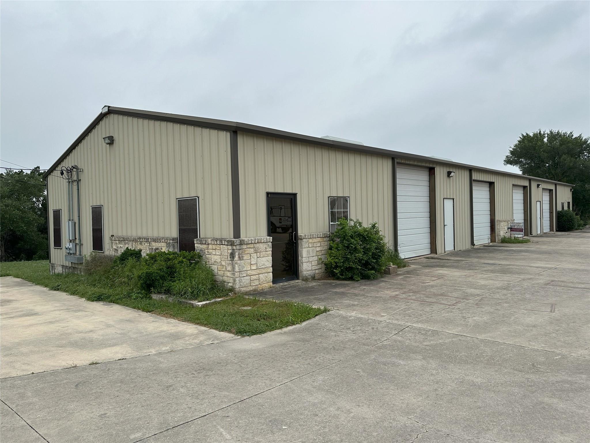 Listing photo 1 of 1034  Canyon Bend Dr  #2