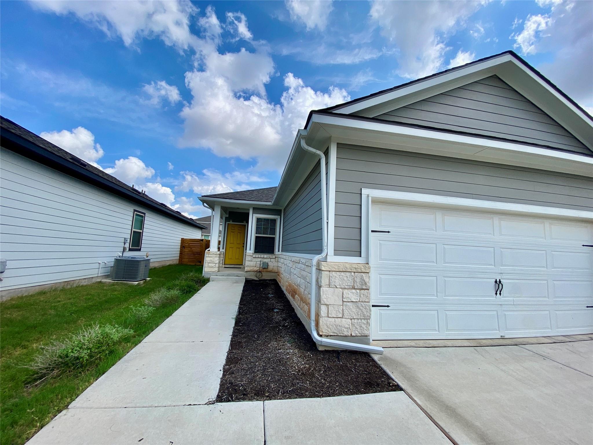 Listing photo 1 of 329  Trellis Blvd