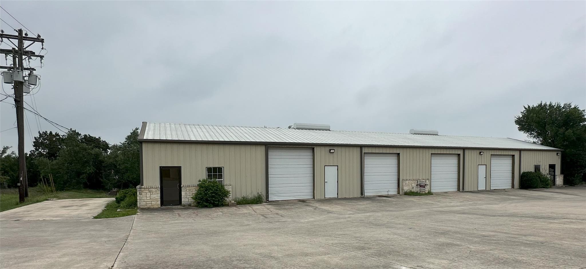 Listing photo 1 of 1034  Canyon Bend Dr  #C