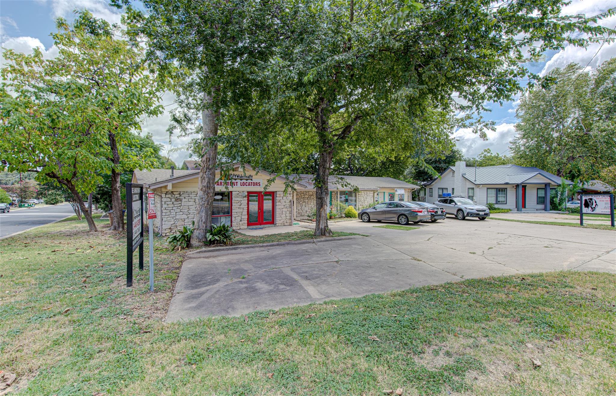 Listing photo 1 of 3105  Menchaca None