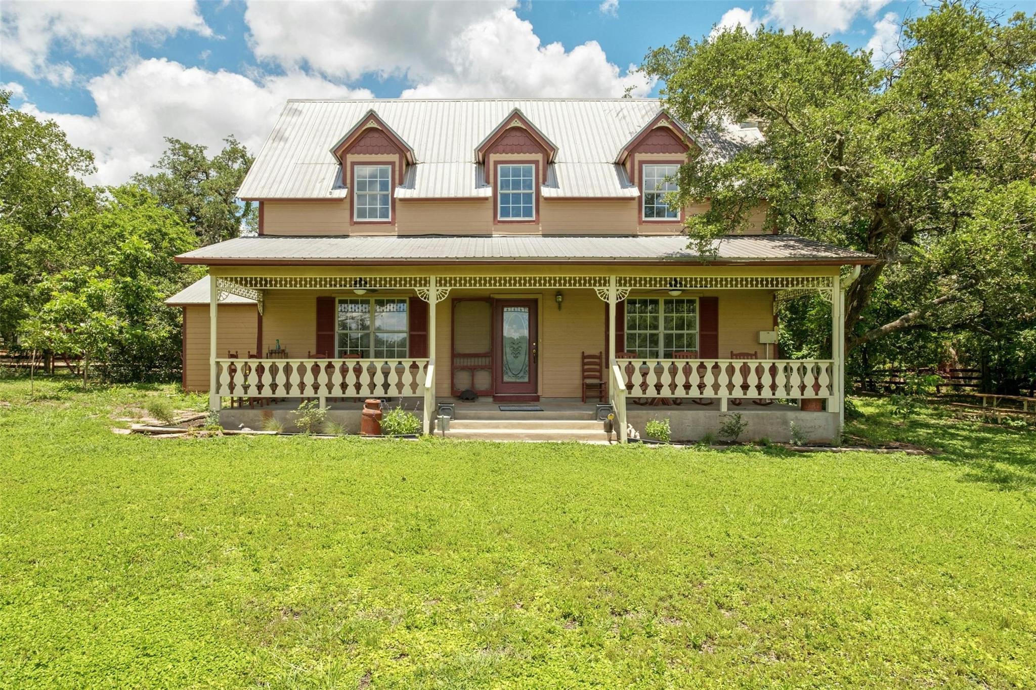 Listing photo 1 of 3805  Lone Man Mountain Rd  #B