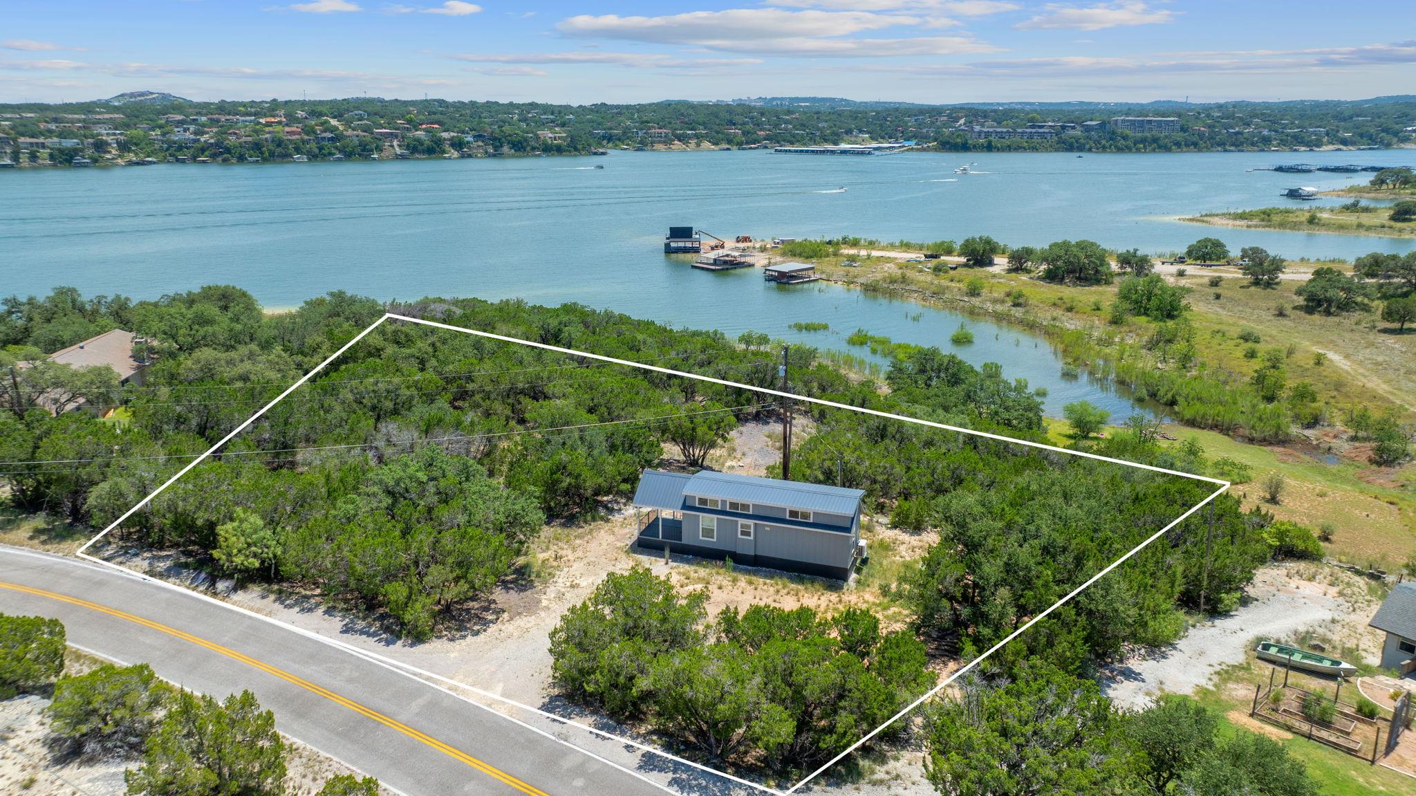 Listing photo 1 of 635  Ivean Pearson Rd