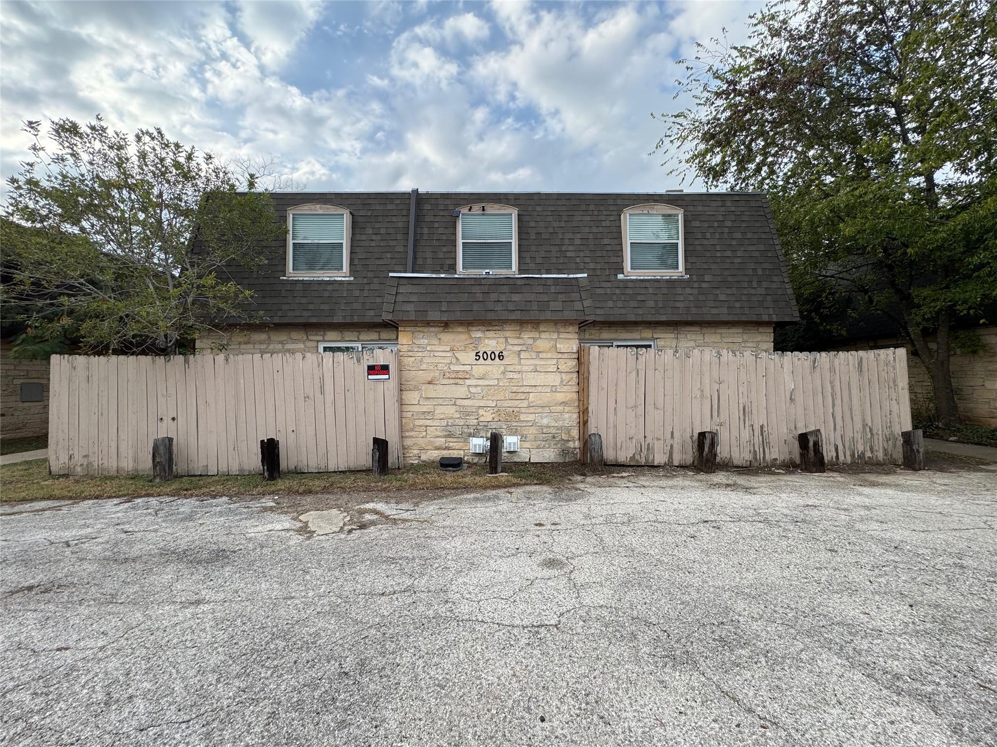 Listing photo 1 of 5006  West Wind Trl  #102