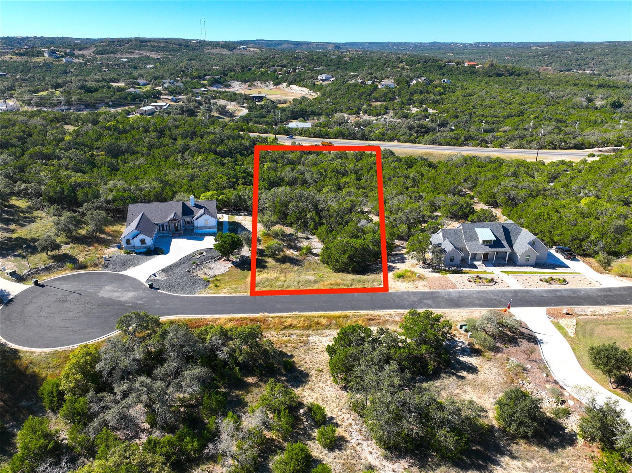 Listing photo 1 of 636  Angelica Vis