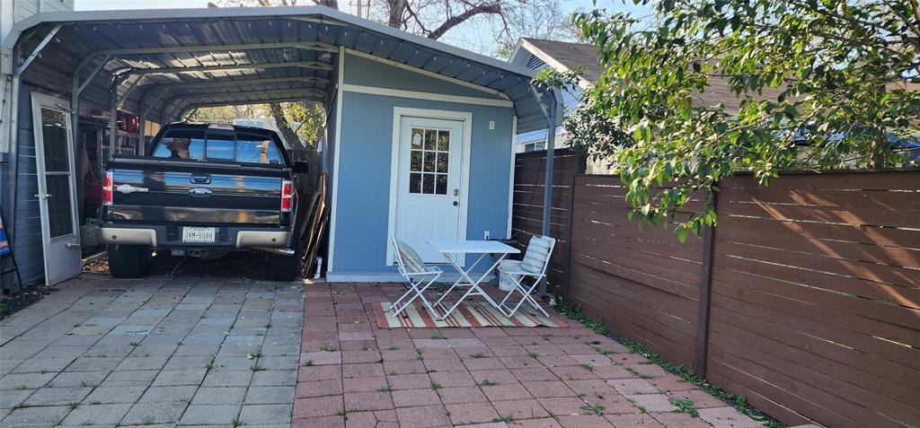 Listing photo 1 of 12702  Sherbourne St  #E