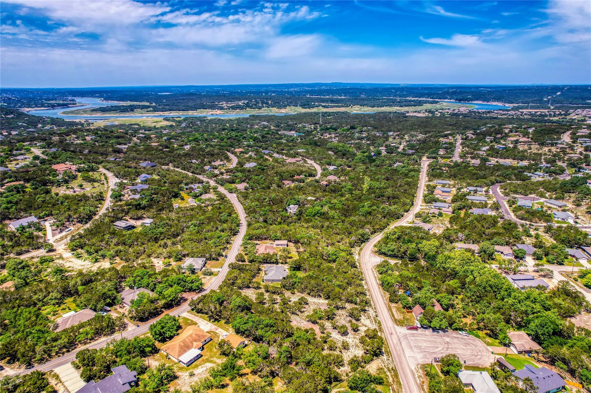 Listing photo 1 of 20908  Northland Dr