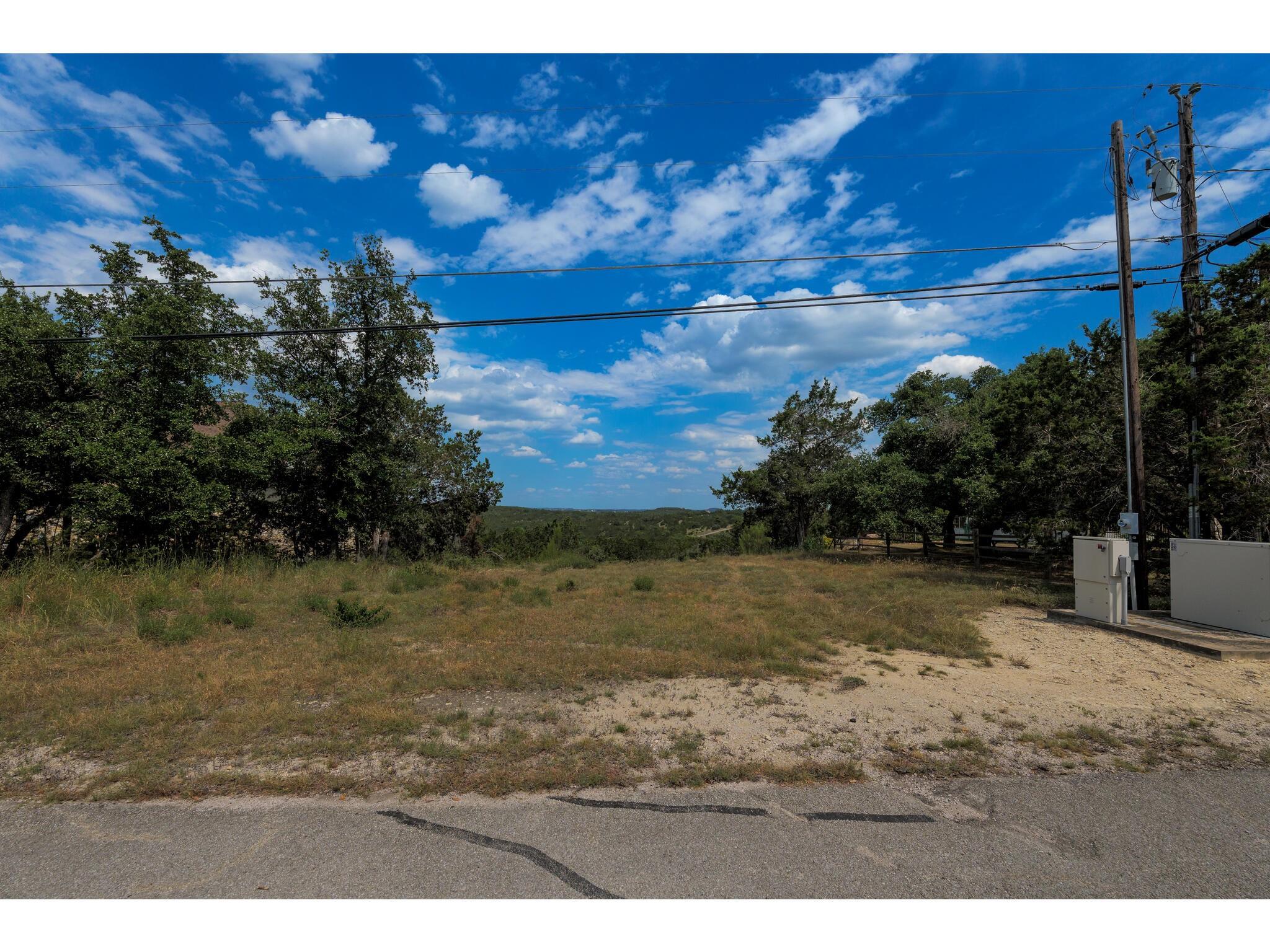 Listing photo 1 of 101 Ronay Dr. S S Ronay Dr S
