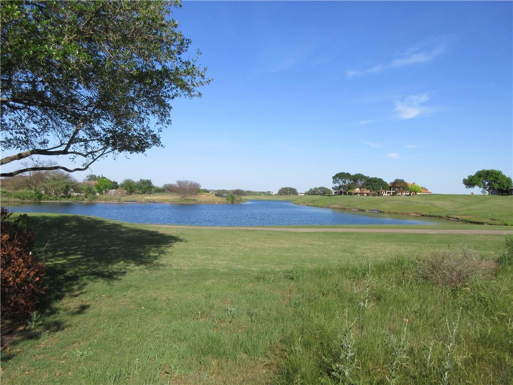 Listing photo 1 of 1905  LAUREN Dr