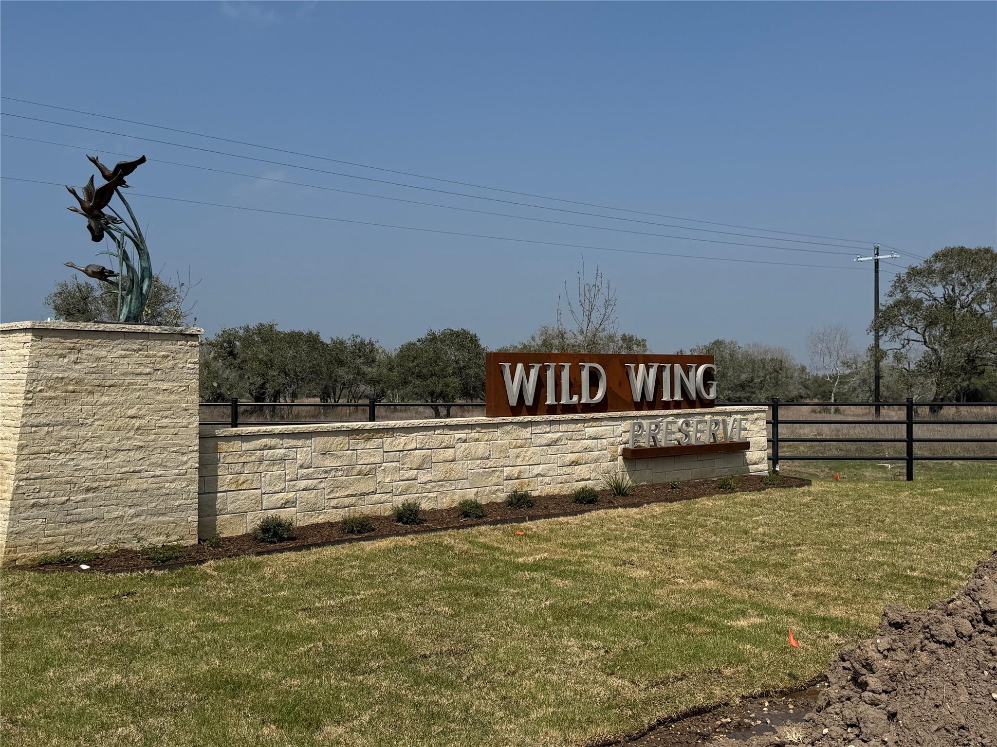Listing photo 1 of 265  Wigeon Ln