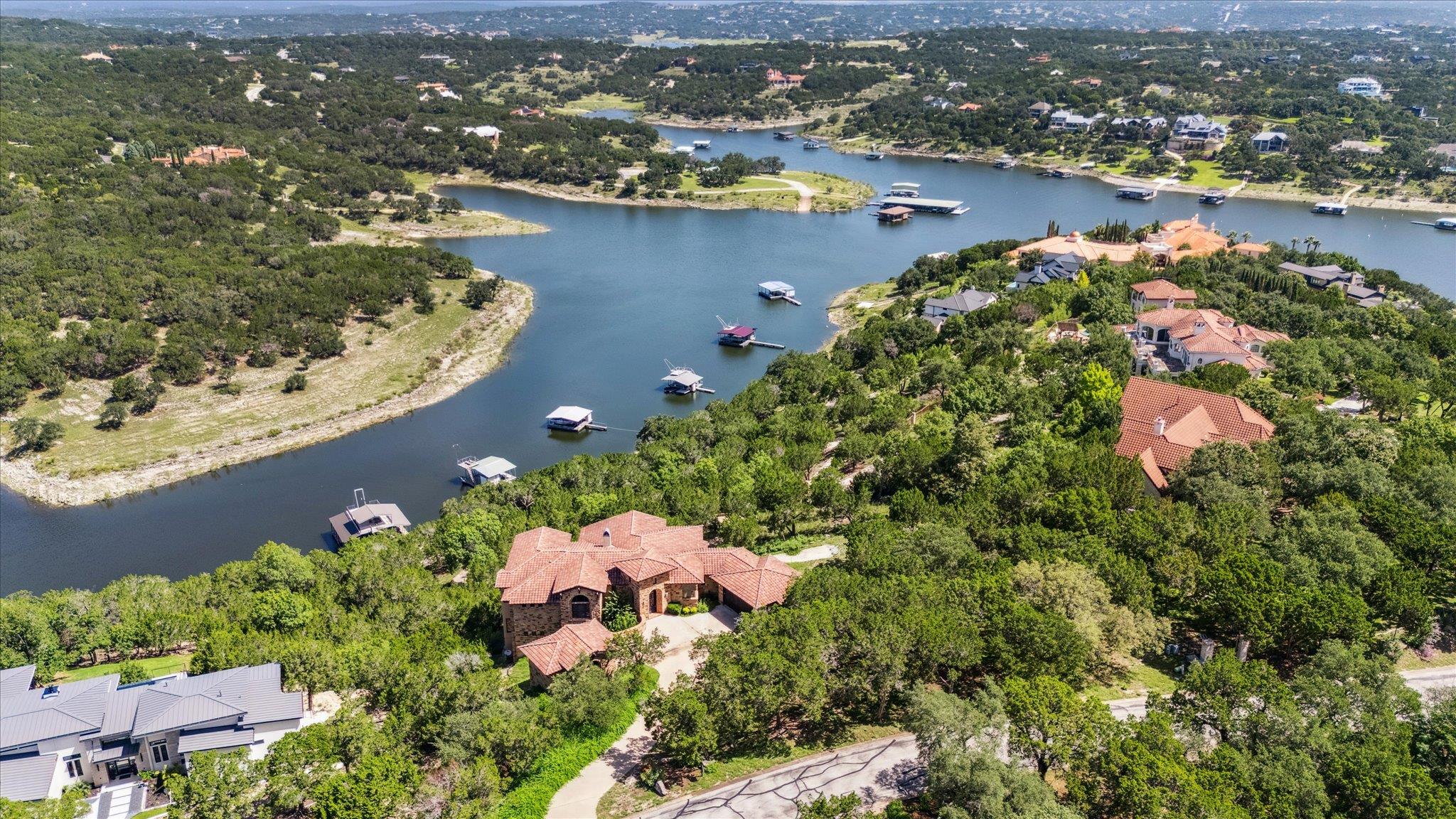Listing photo 1 of 709 S Angel Light Dr