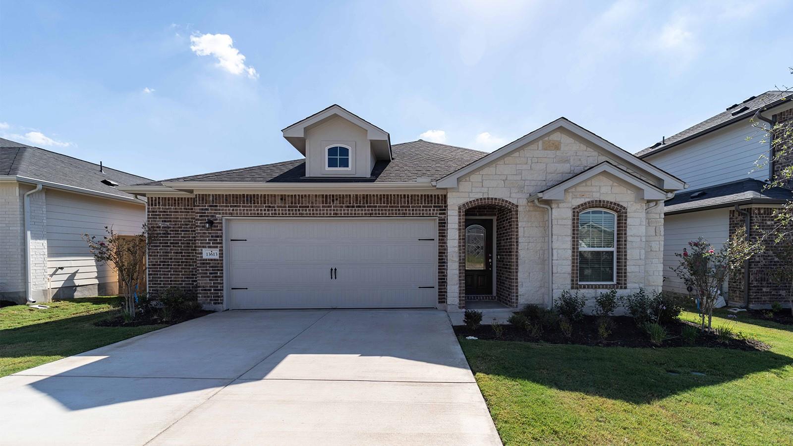 Listing photo 1 of 13613  Endless Narrow Ln
