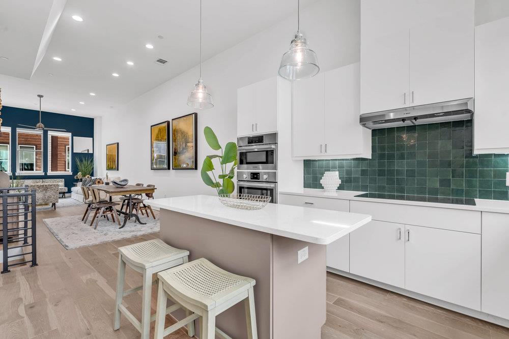 Foto del anuncio 1 de 2505  Bluebonnet Ave  #5