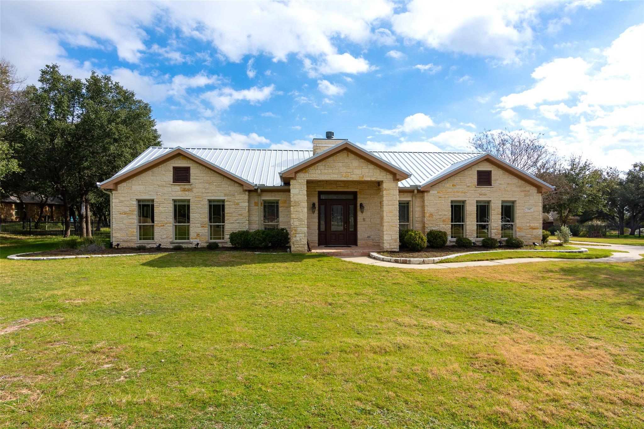 Foto de la propiedad en venta 1 de 1367  Indian Pass None