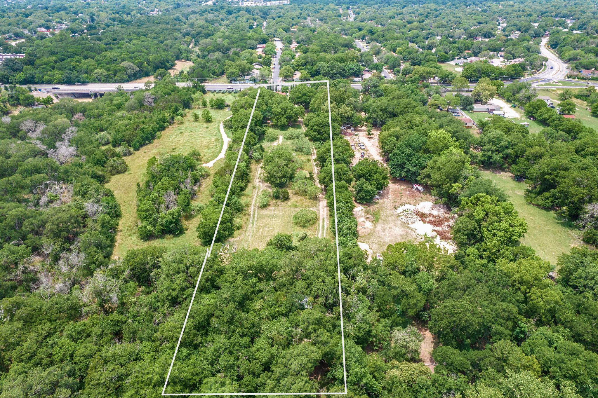 Listing photo 1 of 6405 S Pleasant Valley Rd