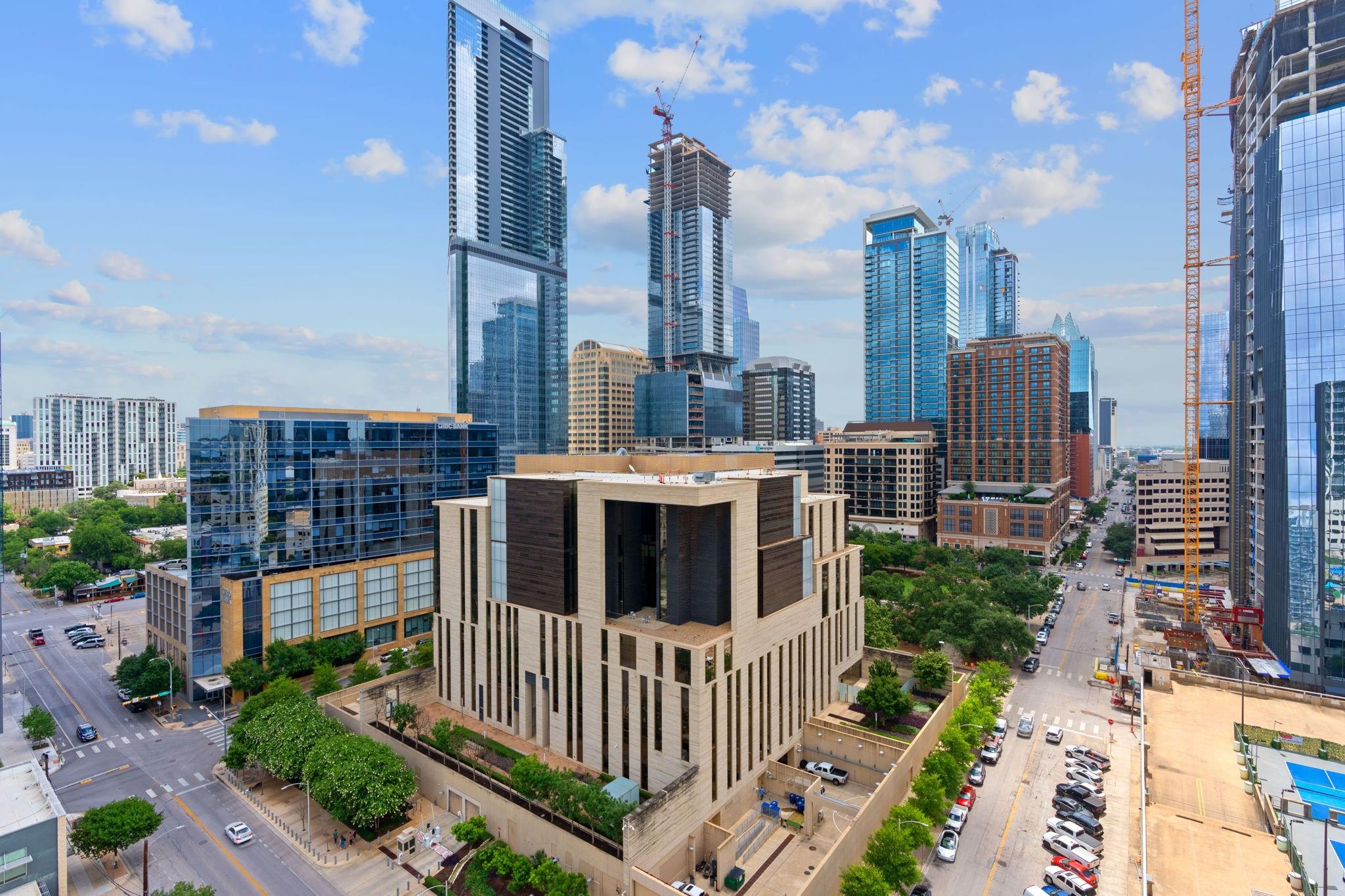 Listing photo 1 of 360  Nueces St  #1518