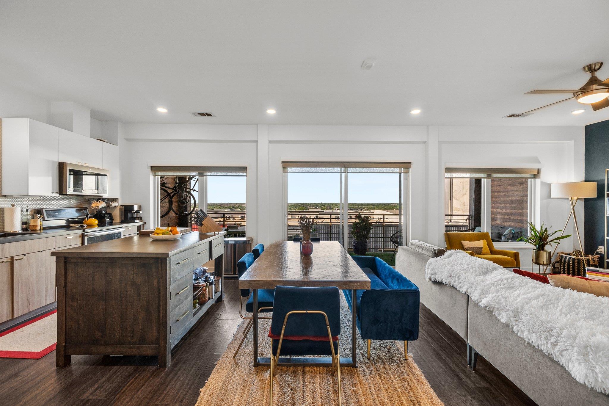 Ảnh nhà đang rao bán 1 của 4361 S Congress Ave  #636