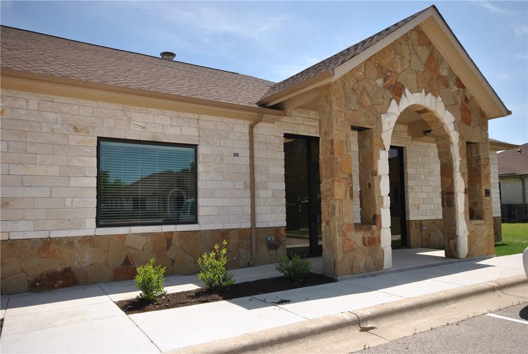Listing photo 1 of 2911 S A.W. Grimes Blvd  #760