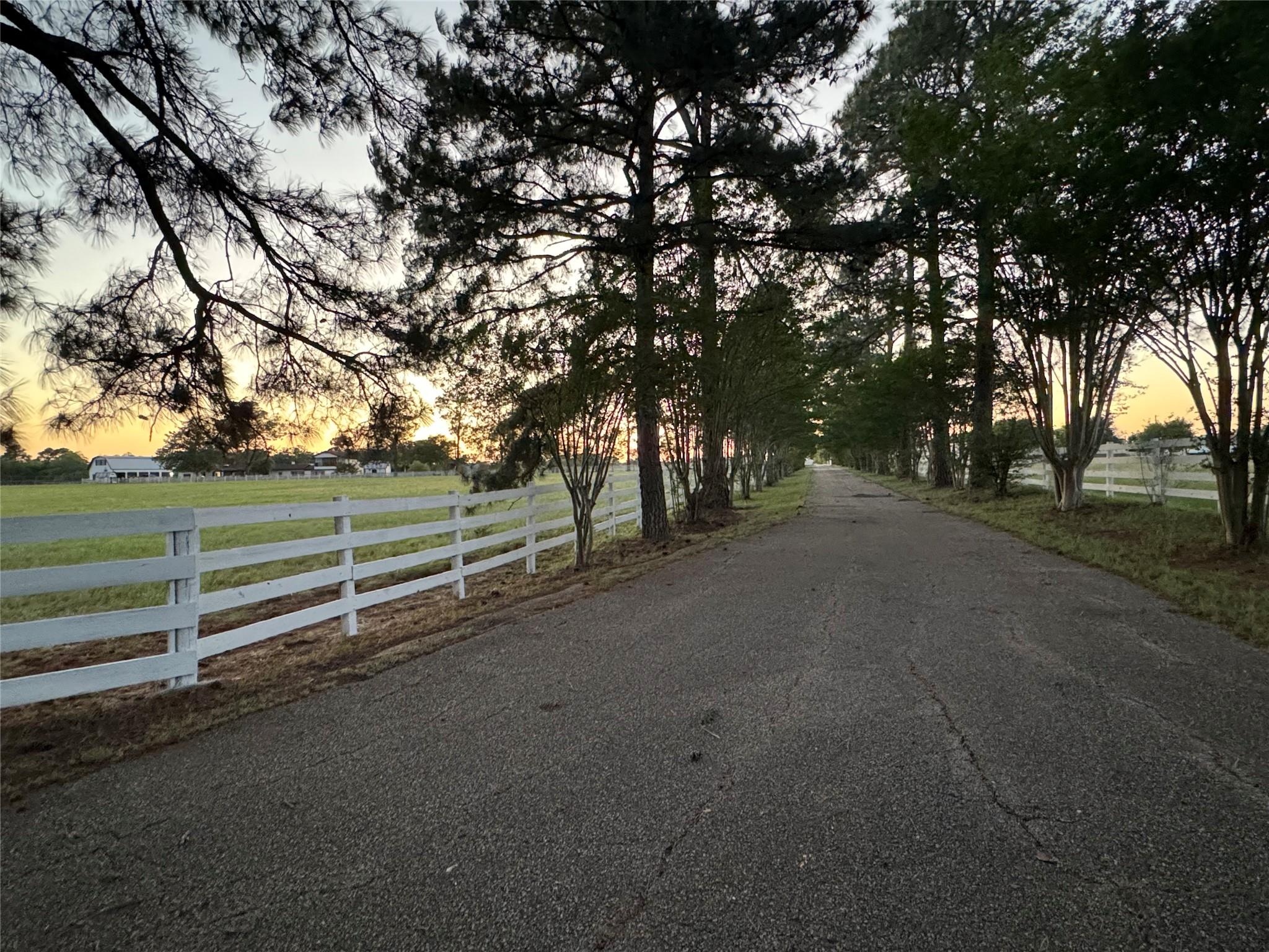 Listing photo 1 of 2502  Highway 304 None