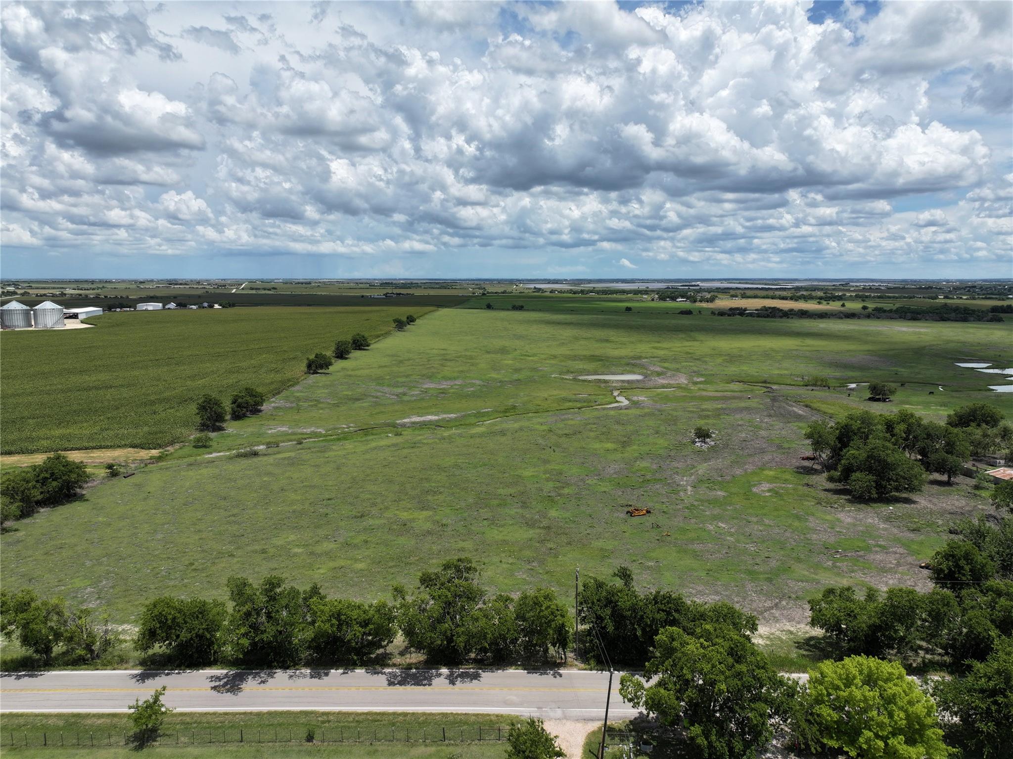 Listing photo 1 of 20681  Cameron Rd