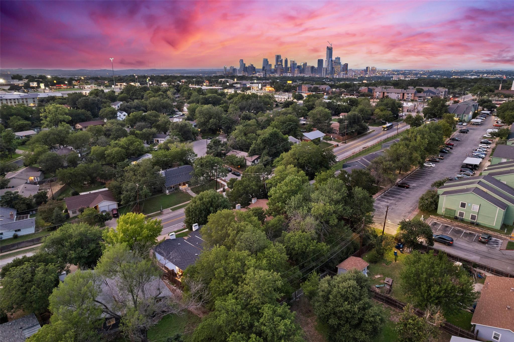 Bird's eye view of city skyline