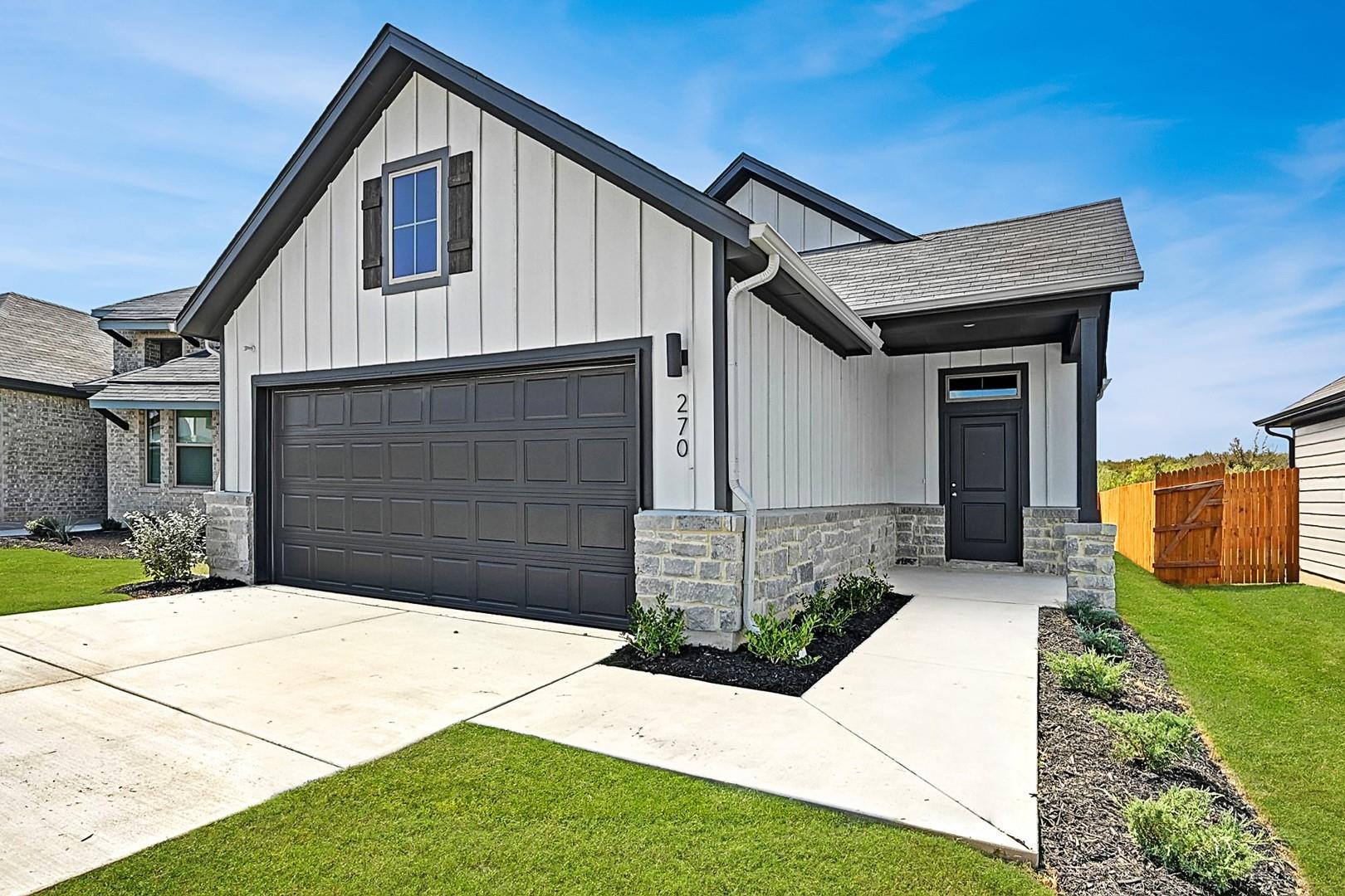 Listing photo 1 of 270  Bendecido Loop