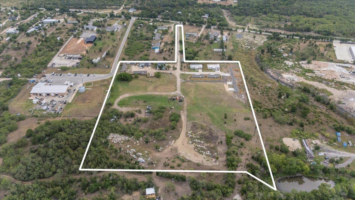 Listing photo 1 of 9231  Williamson Rd