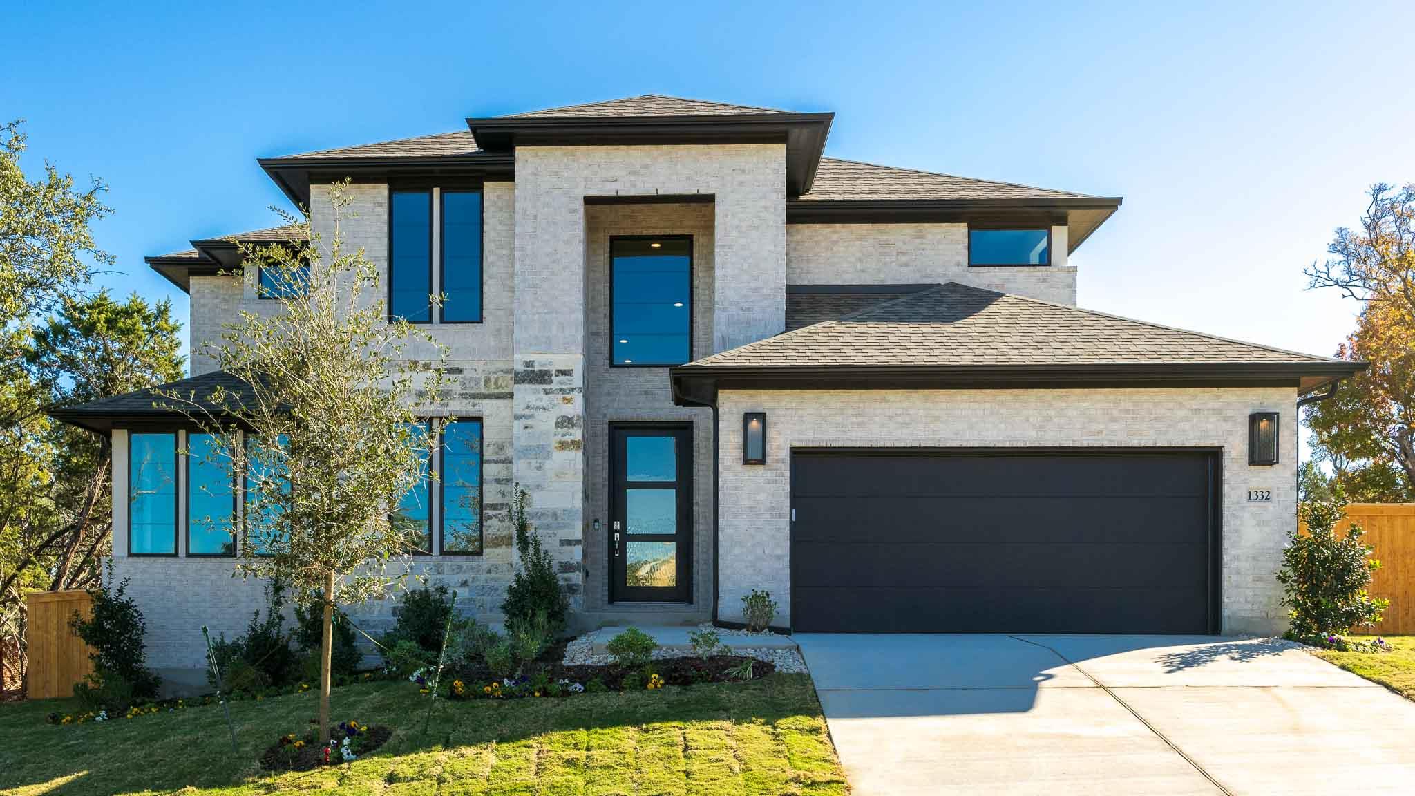 Listing photo 1 of 1332  White Daisy Ln