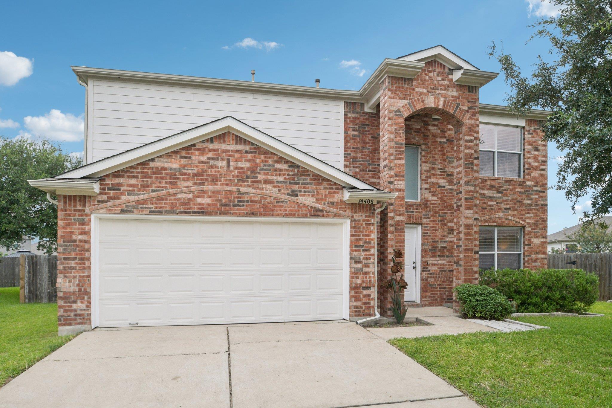 Listing photo 1 of 14408 E Gurneys Eagle Dr