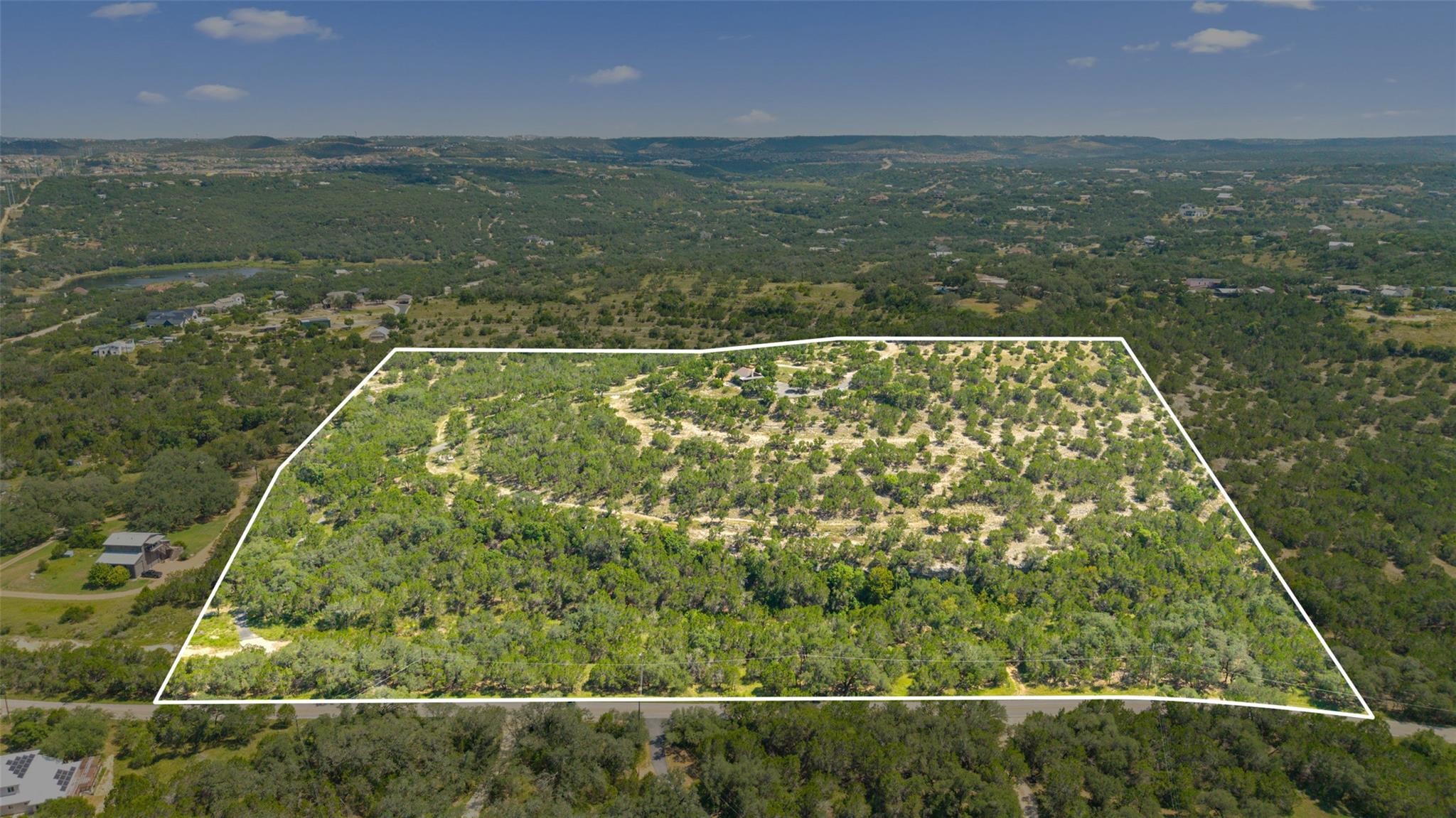 Listing photo 1 of 3301  R O Dr
