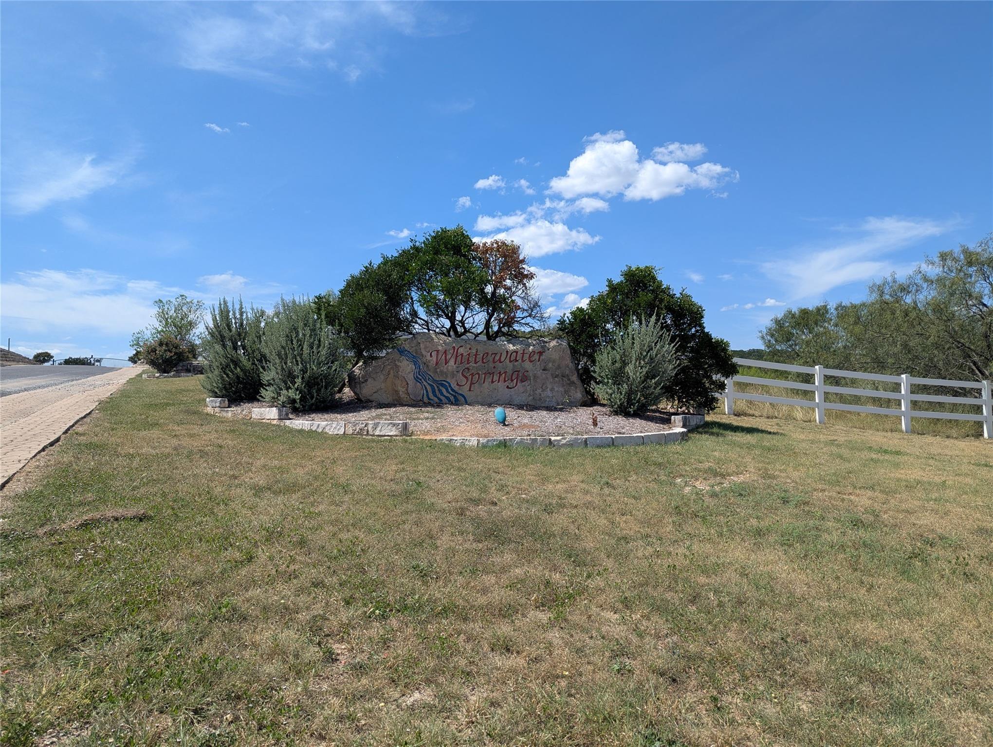 Listing photo 1 of Lot 645  Wagon Wheel Trl