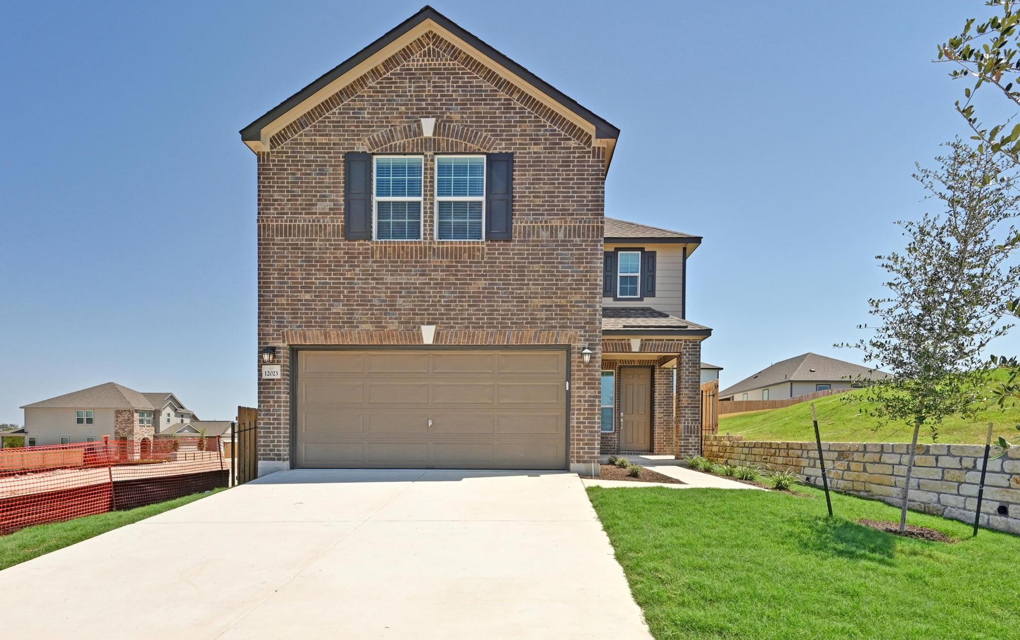 Listing photo 1 of 12023  Sagrada St