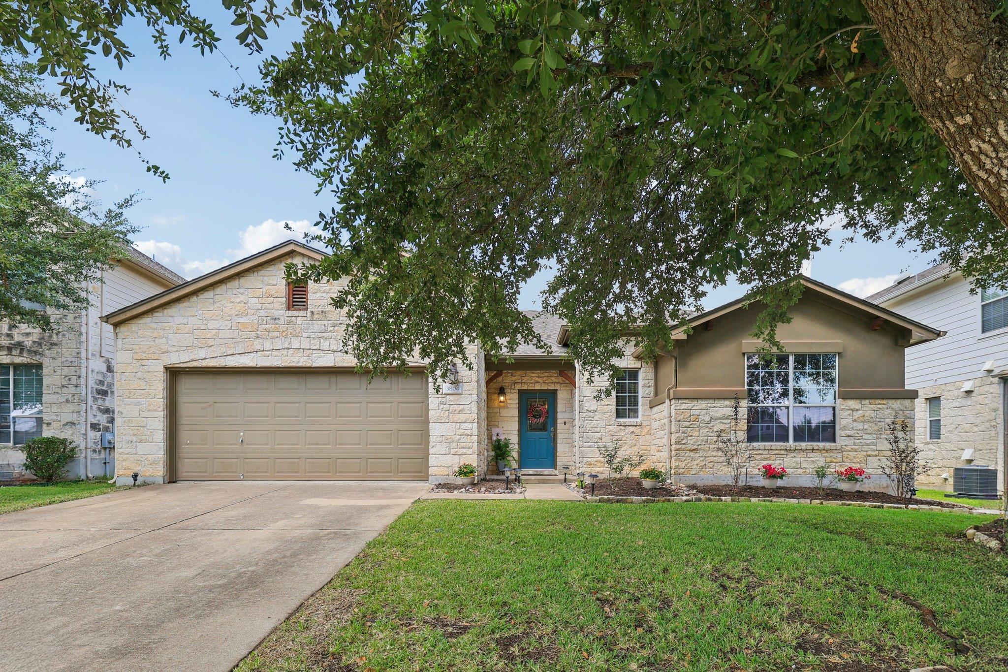 Listing photo 1 of 3804  Spyglass Cv