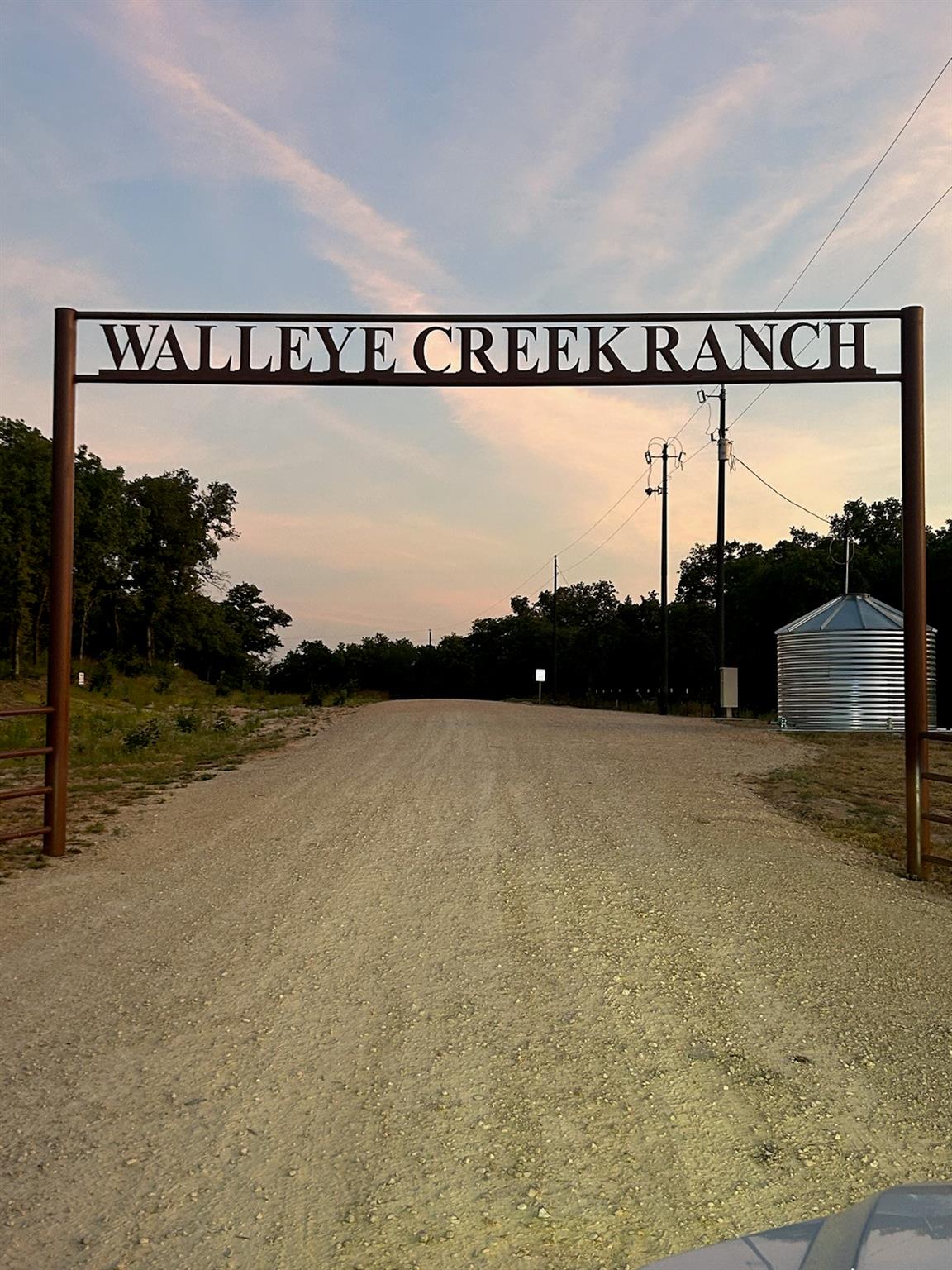 Listing photo 1 of 1304  Walleye Creek Trail St