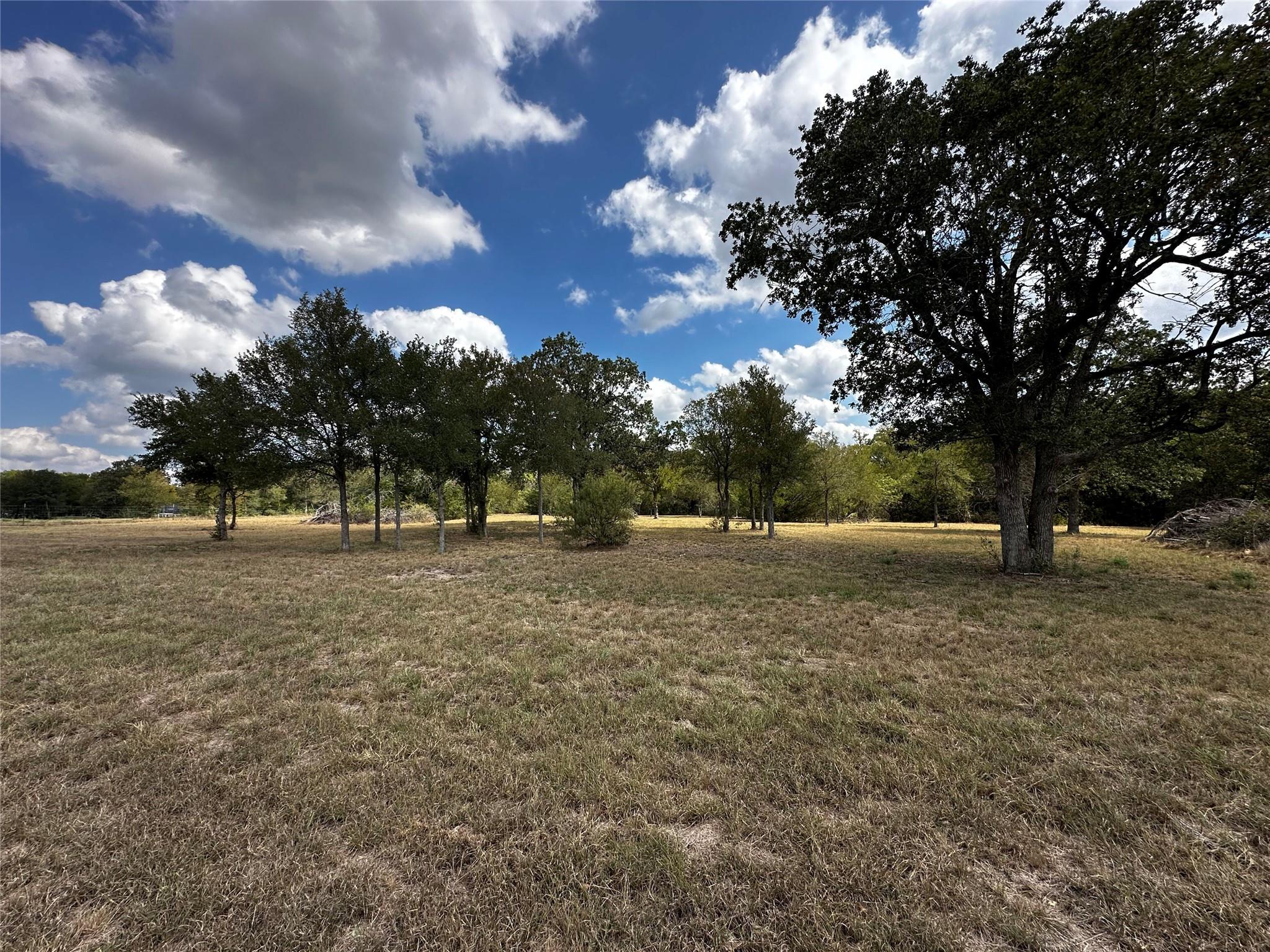 Listing photo 1 of 1501  Old Colony Line Rd