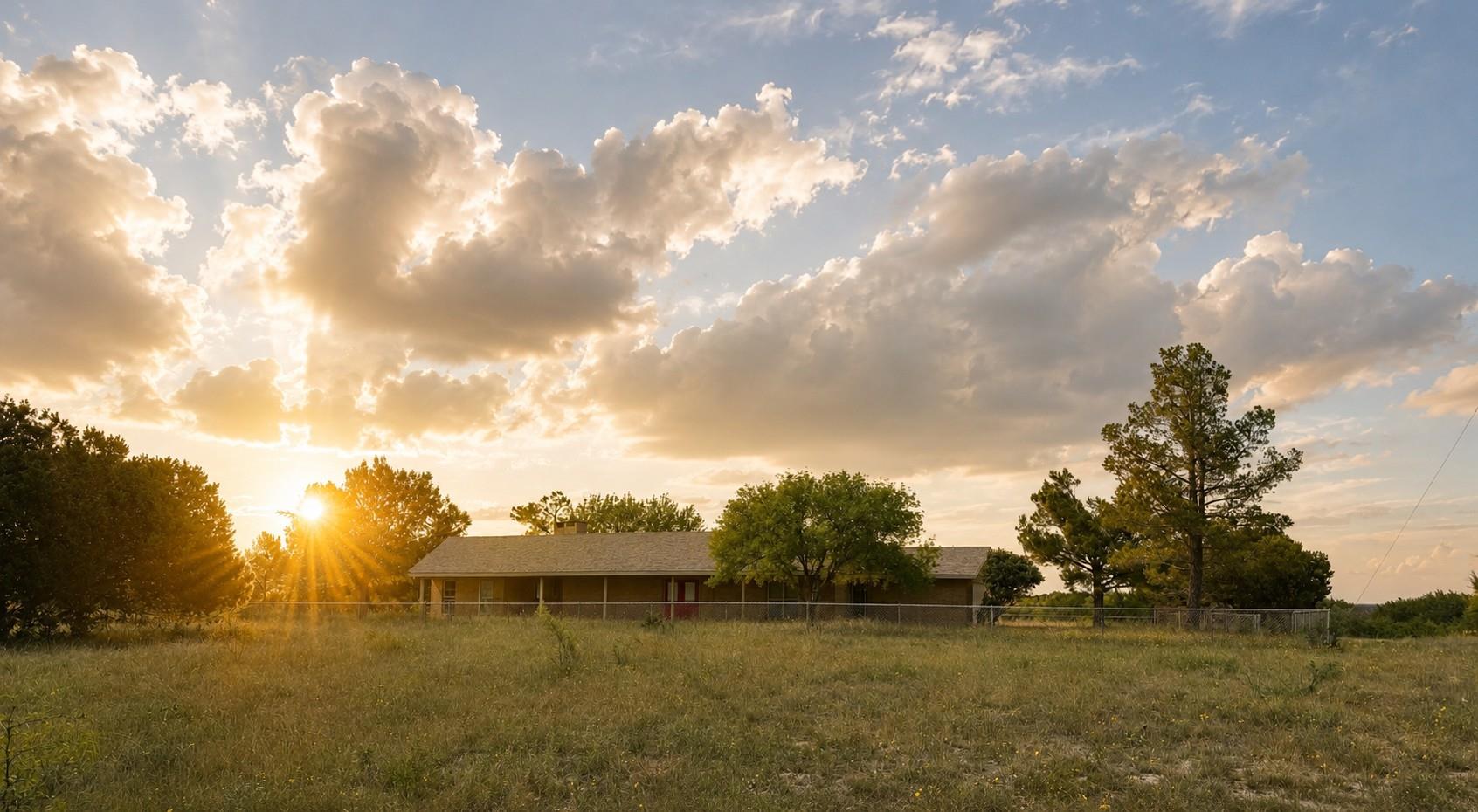 Sunlight bathes this quiet country home nestled i