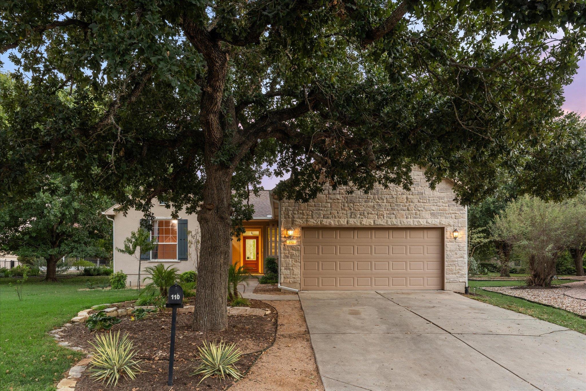 Listing photo 1 of 110  Hale Ct