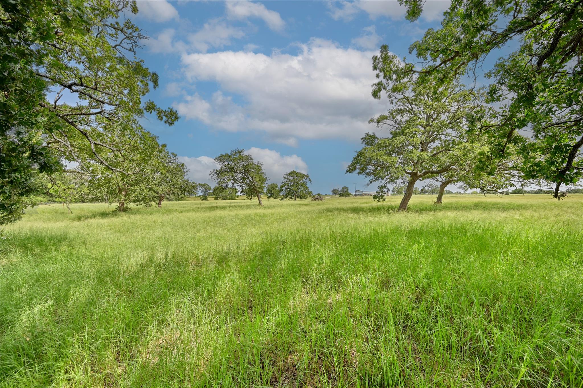 Listing photo 1 of 106  Sunny Day Dr None