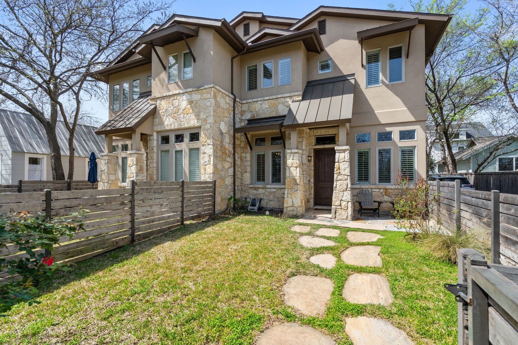 Ảnh nhà đang rao bán 1 của 2002  Kinney Ave  #B