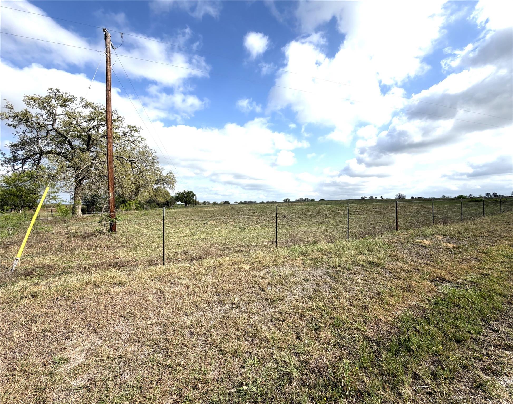 Listing photo 1 of 000  Old Kelley Rd