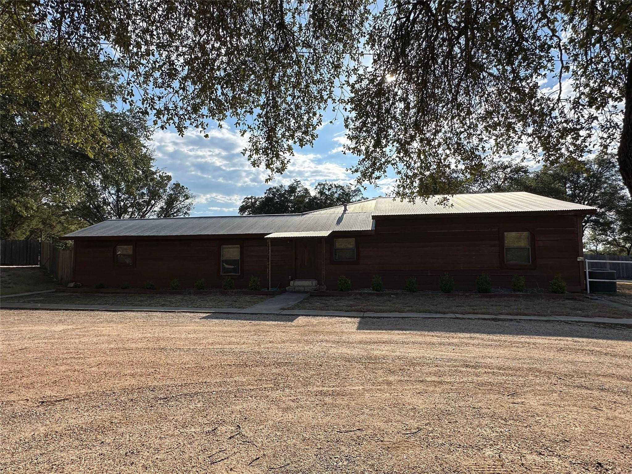 Listing photo of 19605  Bee Creek Tavern Rd