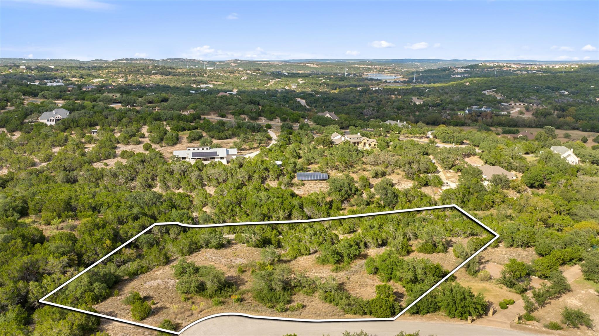 Listing photo 1 of 19718  Fig Bluff Ln